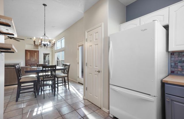 5704 Vulcan Vista Drive NE, Albuquerque, NM 87111