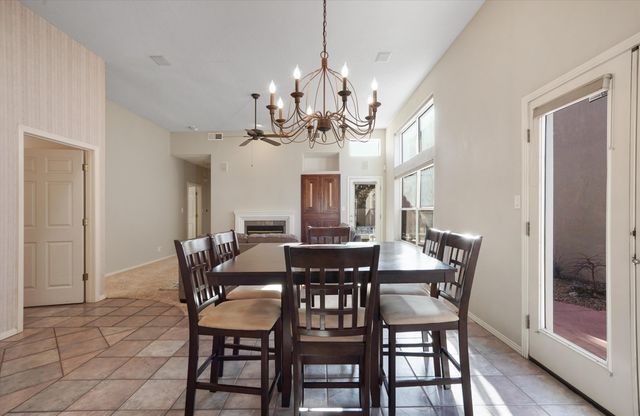 5704 Vulcan Vista Drive NE, Albuquerque, NM 87111