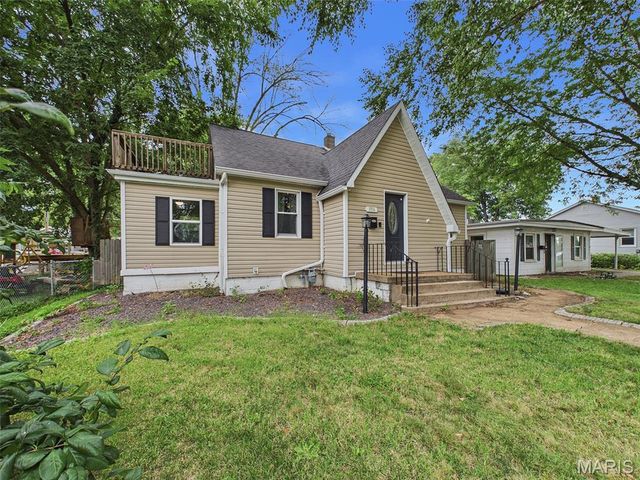 1911 N Charles Street, Belleville, IL 62221