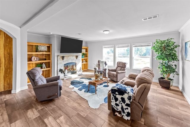 160 Private Road 1759A, Clifton, TX 76634