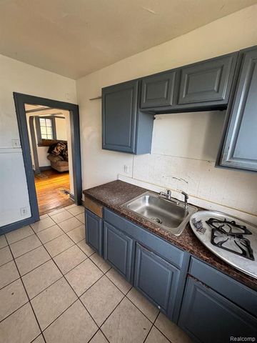8088 Wisconsin Street, Detroit, MI 48204