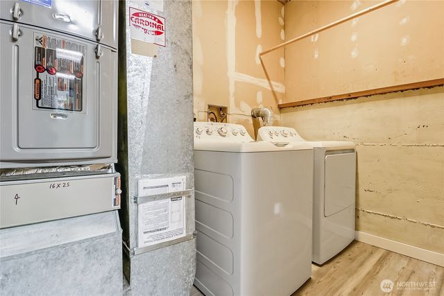 9810 116th Place NE, Kirkland, WA 98033