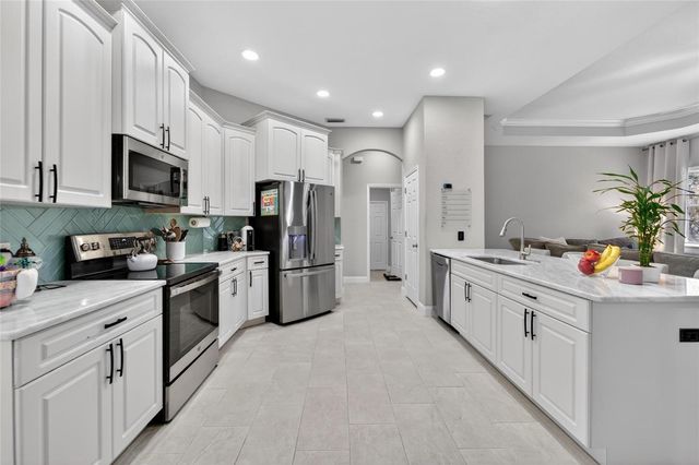 2665 HICKORY VIEW LOOP, Lakeland, FL 33813