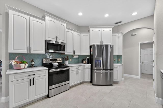 2665 HICKORY VIEW LOOP, Lakeland, FL 33813