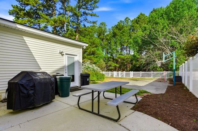 426 Blackberry Ln., Myrtle Beach, SC 29579