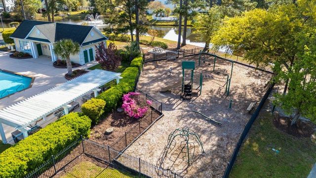 426 Blackberry Ln., Myrtle Beach, SC 29579