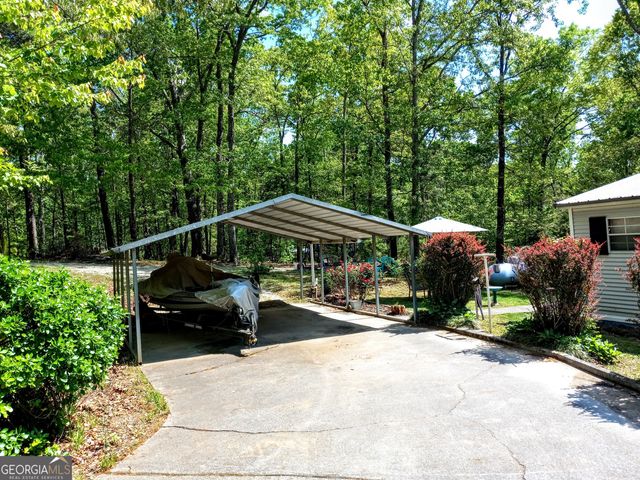 328 Kelly Creek Road, Waco, GA 30182