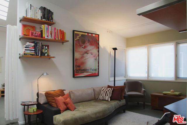 2707 Westwood Boulevard, Los Angeles, CA 90064