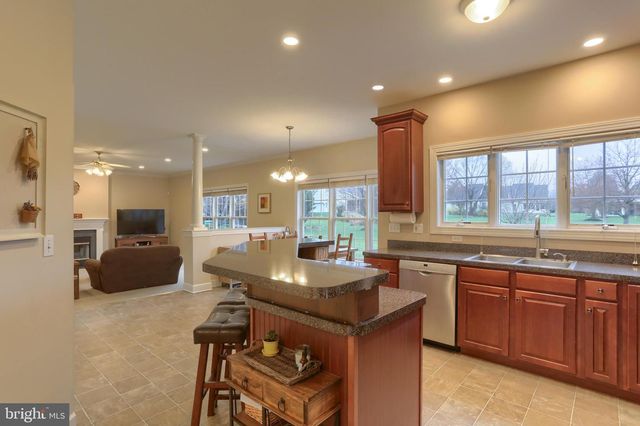 1265 STONE CREEK DR, Hummelstown, PA 17036