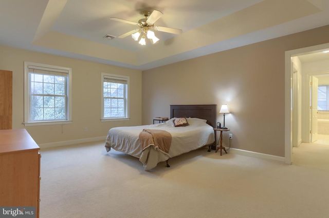 1265 STONE CREEK DR, Hummelstown, PA 17036