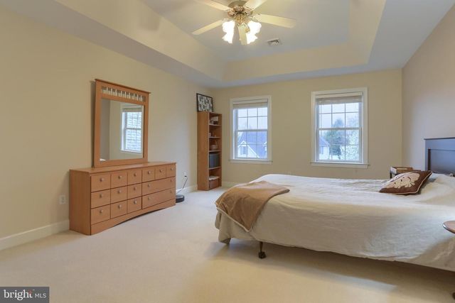 1265 STONE CREEK DR, Hummelstown, PA 17036