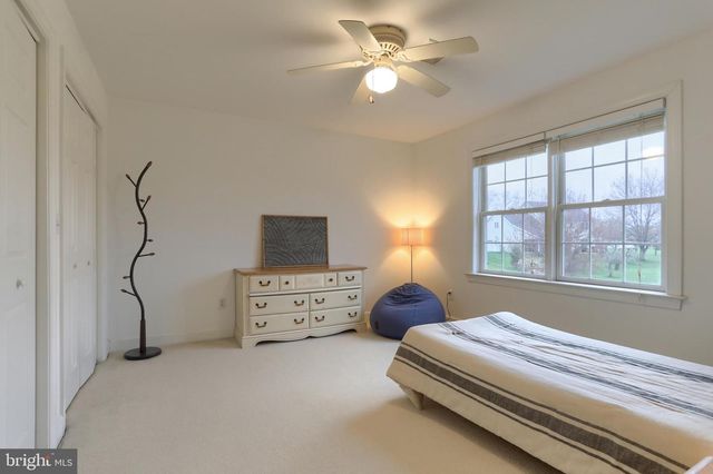 1265 STONE CREEK DR, Hummelstown, PA 17036