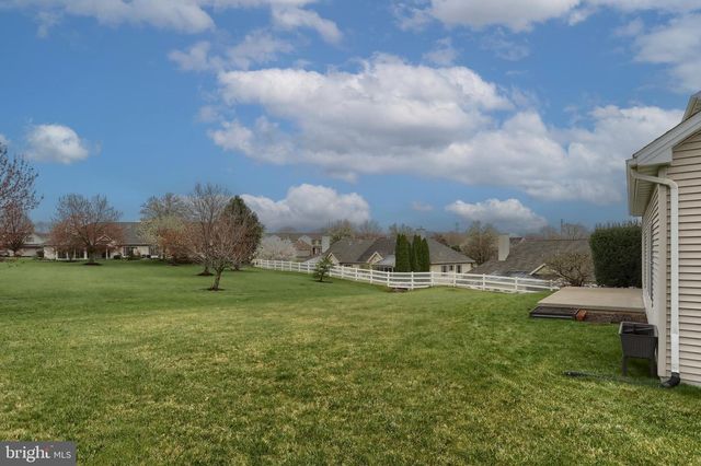 1265 STONE CREEK DR, Hummelstown, PA 17036