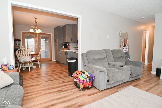 528 Hickory Drive, Danville, IN 46122