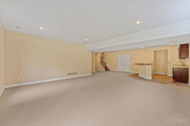 4370 St Cloud Way, Miami Twp, OH 45002