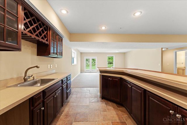 4370 St Cloud Way, Miami Twp, OH 45002