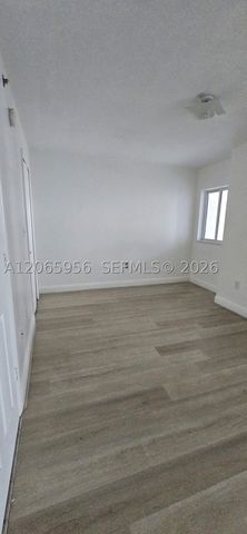 2415 NW 16th St Rd 315, Miami, FL 33125