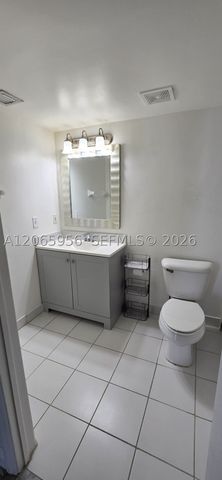 2415 NW 16th St Rd 315, Miami, FL 33125