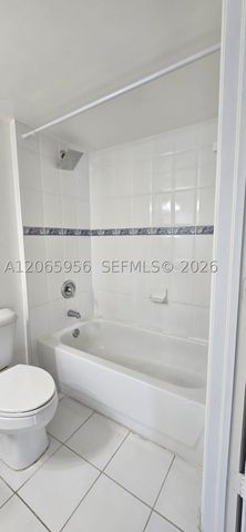 2415 NW 16th St Rd 315, Miami, FL 33125
