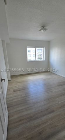 2415 NW 16th St Rd 315, Miami, FL 33125