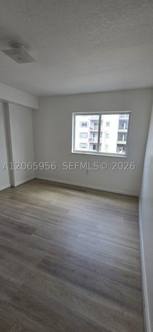 2415 NW 16th St Rd 315, Miami, FL 33125