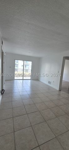 2415 NW 16th St Rd 315, Miami, FL 33125
