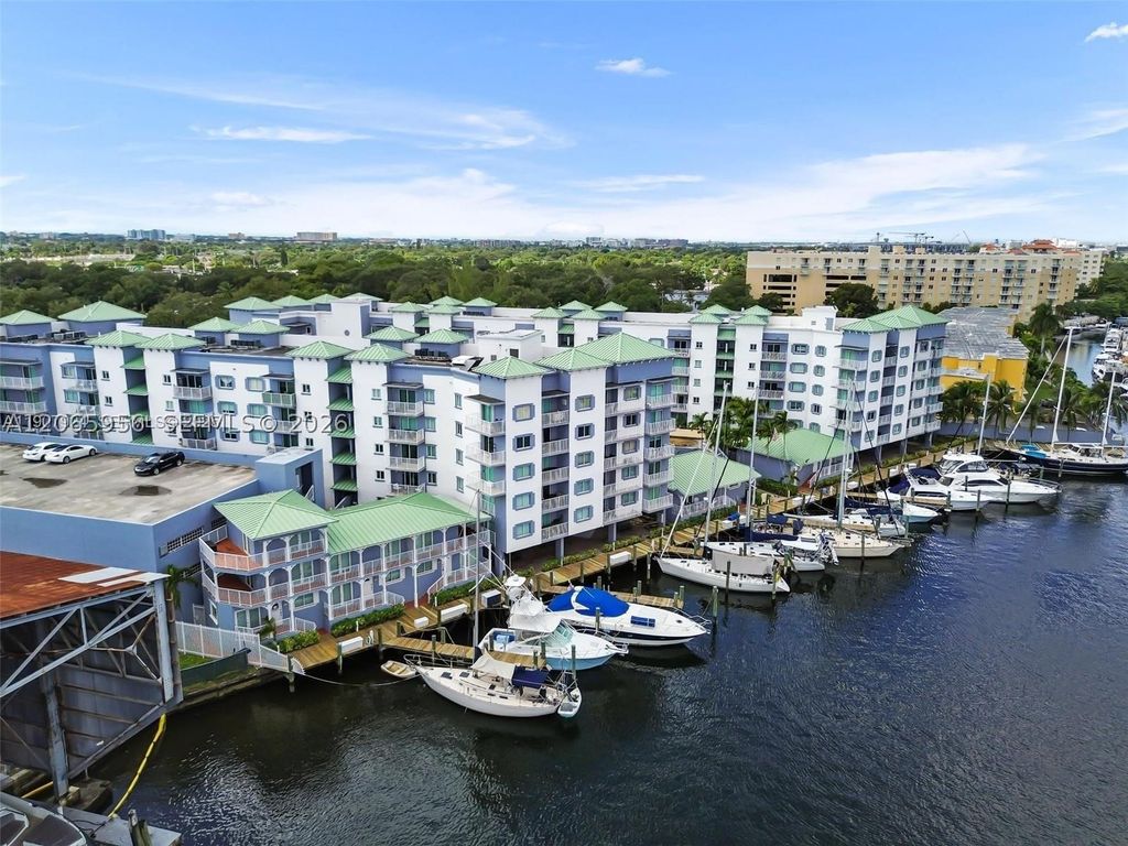 2415 NW 16th St Rd 315, Miami, FL 33125
