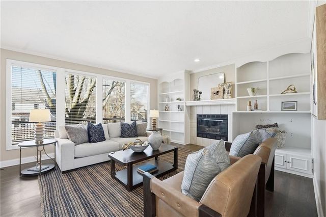 5206 W 157th Place, Overland Park, KS 66224