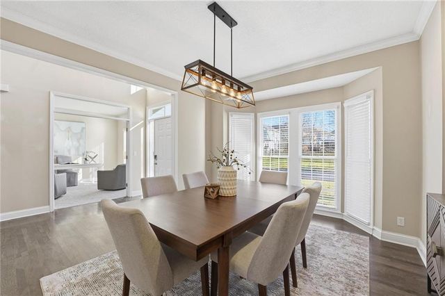 5206 W 157th Place, Overland Park, KS 66224