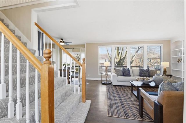 5206 W 157th Place, Overland Park, KS 66224