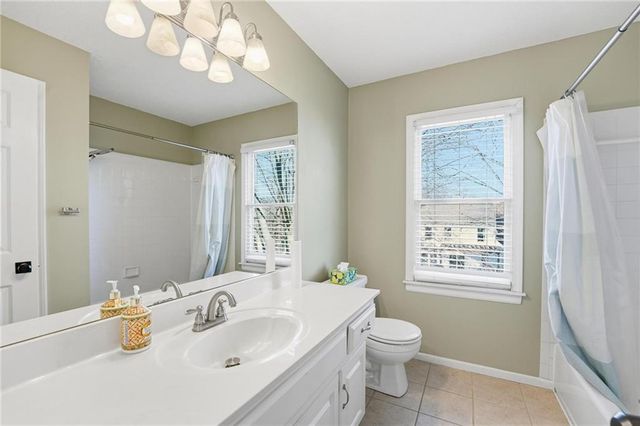 5206 W 157th Place, Overland Park, KS 66224