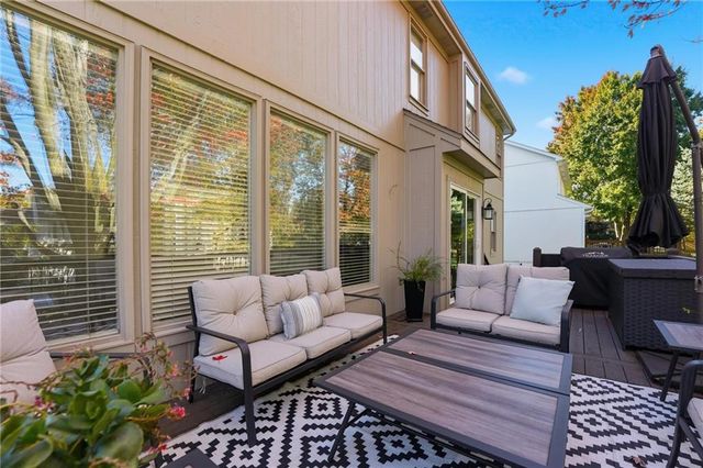 5206 W 157th Place, Overland Park, KS 66224