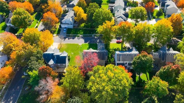 5206 W 157th Place, Overland Park, KS 66224