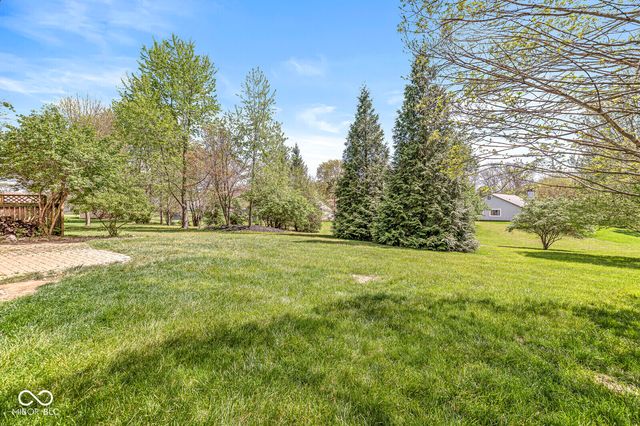 12303 W Ridge Circle, Indianapolis, IN 46236