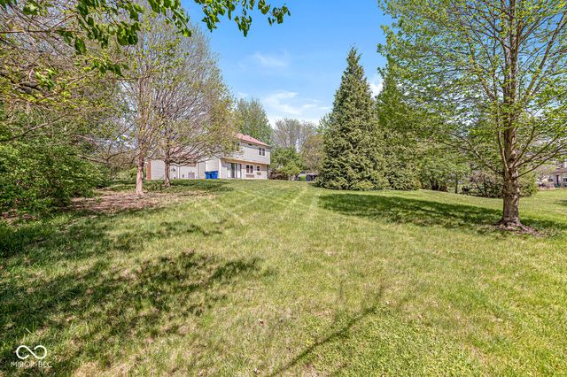 12303 W Ridge Circle, Indianapolis, IN 46236