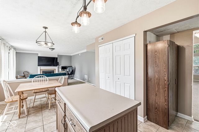 12303 W Ridge Circle, Indianapolis, IN 46236