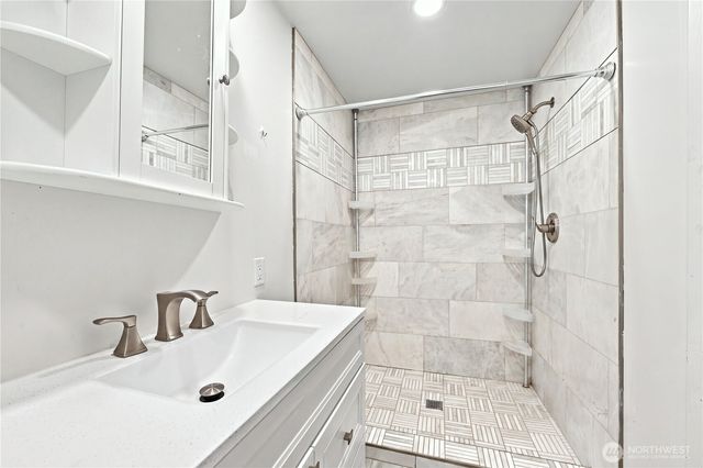 10409 3rd Avenue SW, Seattle, WA 98146