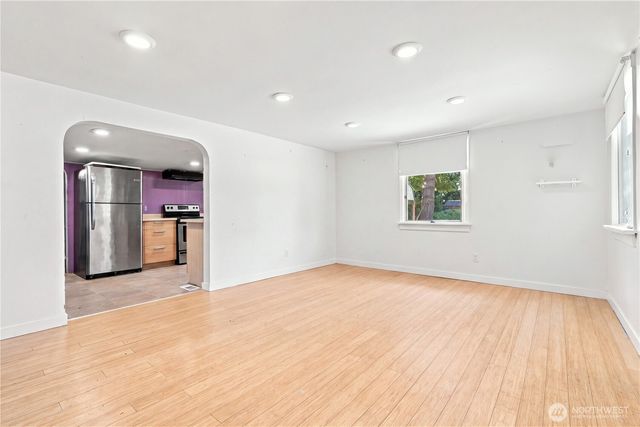10409 3rd Avenue SW, Seattle, WA 98146