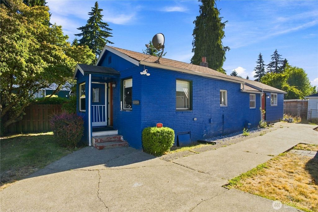 10409 3rd Avenue SW, Seattle, WA 98146
