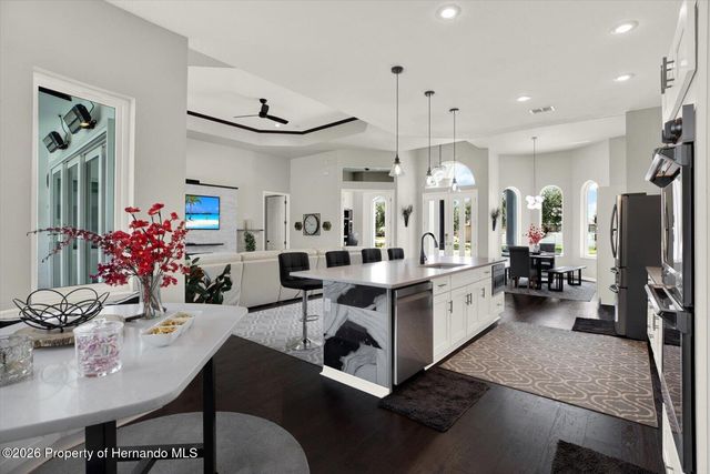 690 Sudbrook Lane, Spring Hill, FL 34609