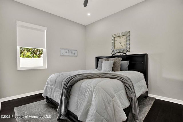 690 Sudbrook Lane, Spring Hill, FL 34609