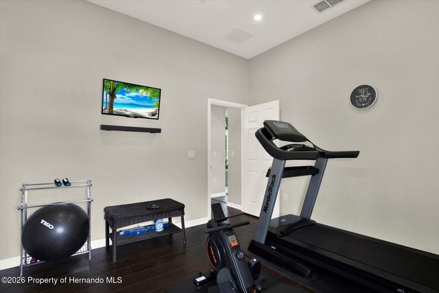 690 Sudbrook Lane, Spring Hill, FL 34609