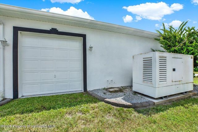 690 Sudbrook Lane, Spring Hill, FL 34609