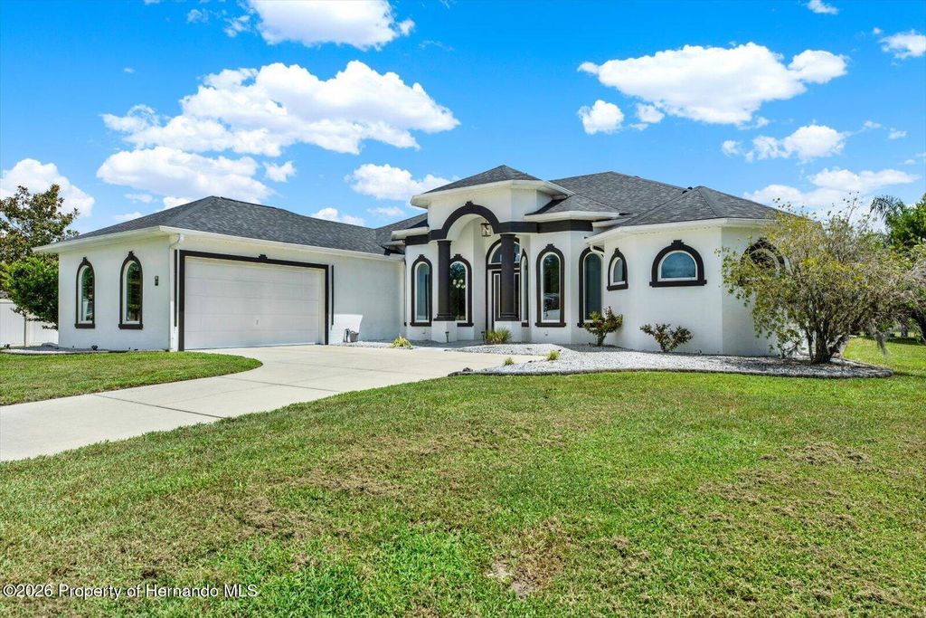 690 Sudbrook Lane, Spring Hill, FL 34609