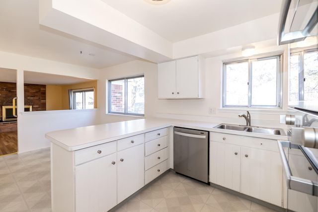 2714 Antietam Drive, Ann Arbor, MI 48105