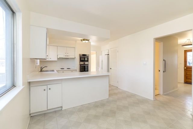 2714 Antietam Drive, Ann Arbor, MI 48105