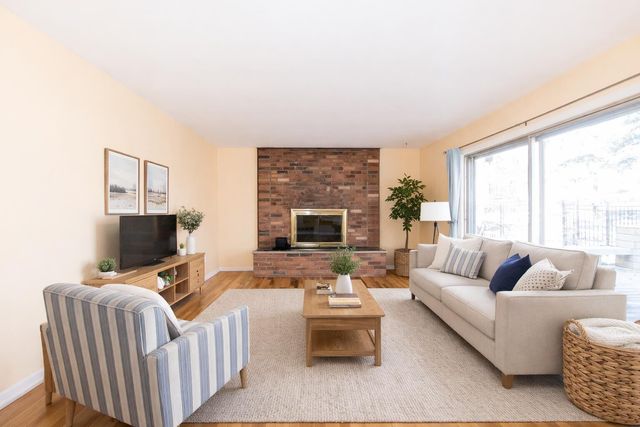 2714 Antietam Drive, Ann Arbor, MI 48105