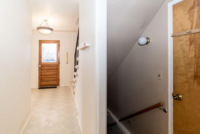 2714 Antietam Drive, Ann Arbor, MI 48105