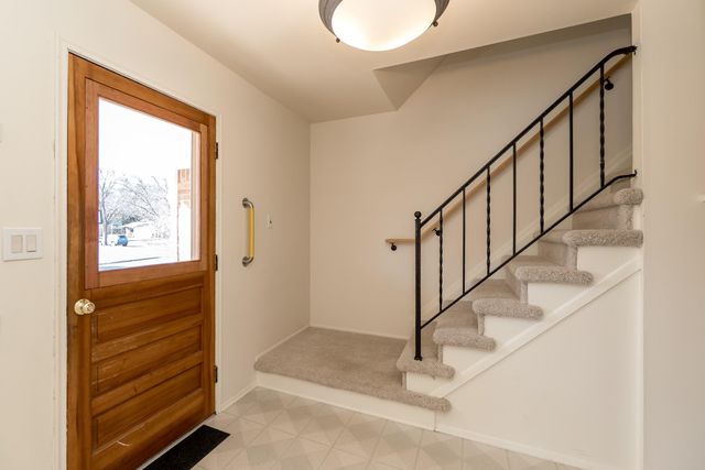 2714 Antietam Drive, Ann Arbor, MI 48105