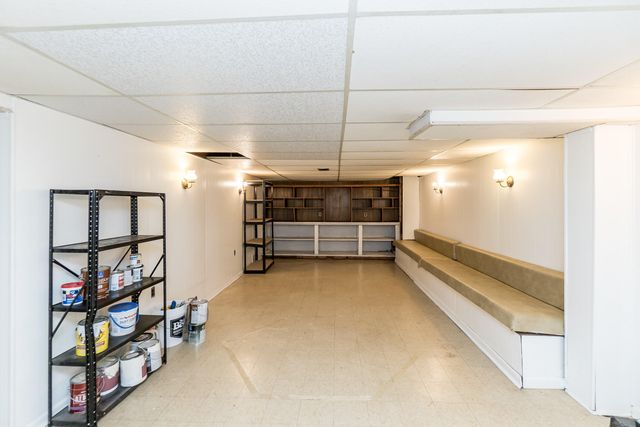 2714 Antietam Drive, Ann Arbor, MI 48105